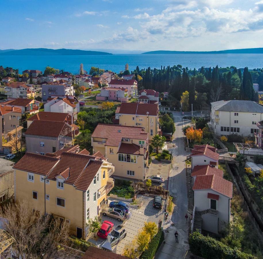 Apartmani Skelin***/**** Kastela Exterior photo